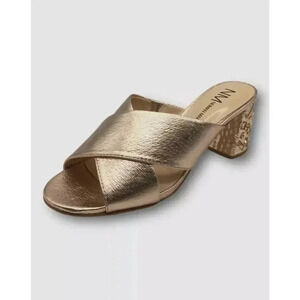 $259 Neiman Marcus Women's Gold Malvin Leather Jewel Sandals Shoes US 8 M